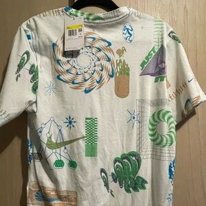 Nike Graphic T-Shirt